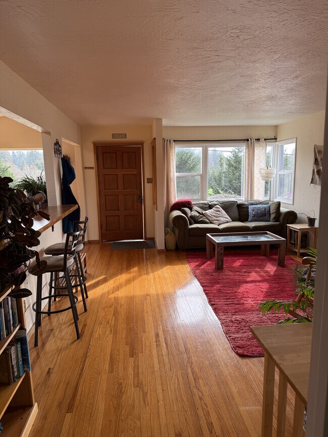 Foto del edificio - 2112 Buttermilk Ln