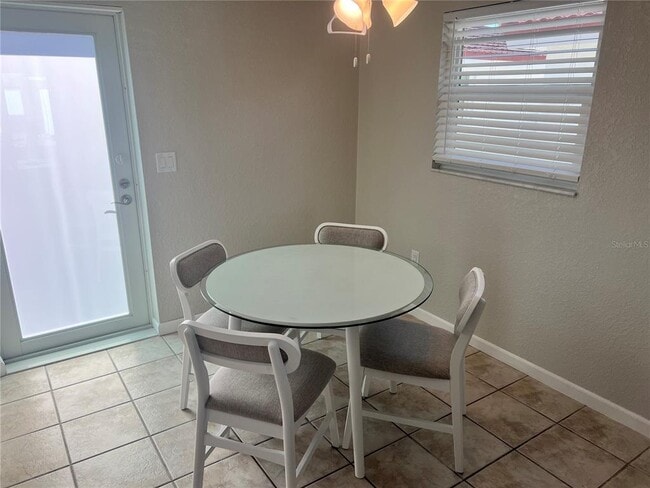 Building Photo - 6154 Midnight Pass Rd