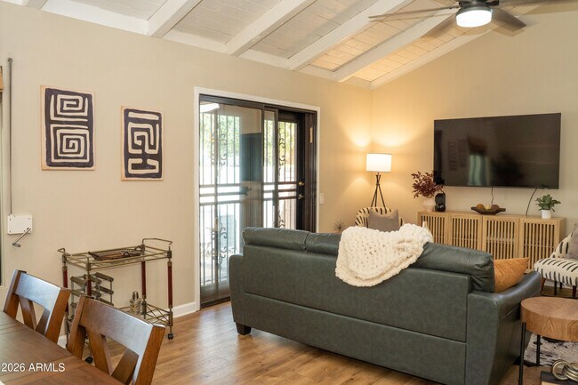 Foto del edificio - 4313 N 28th St