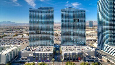 Building Photo - 4525 Dean Martin Dr