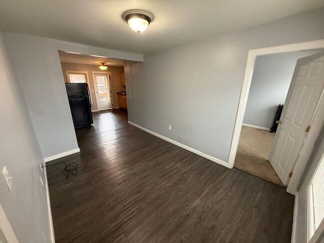 Foto del edificio - MOVE IN READY! $1625 - 1 Bed / 1 Bath Apartment in Downtown Manchester with All Utilities Included!