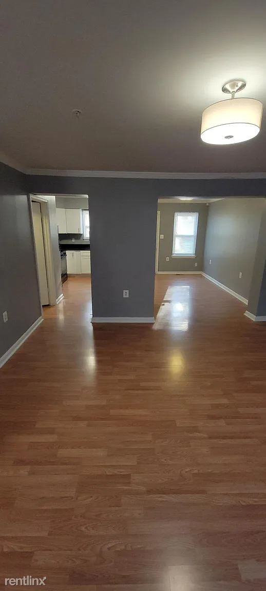 Building Photo - 3 br, 2 bath House - 1118 N Central Ave