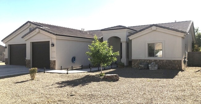 Building Photo - Coming Soon!   Beautiful 3-Bedroom Home with 3-Car Garage and Spacious Layout