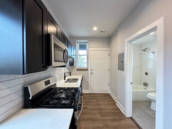 Foto del edificio - 4411 N Kimball Ave