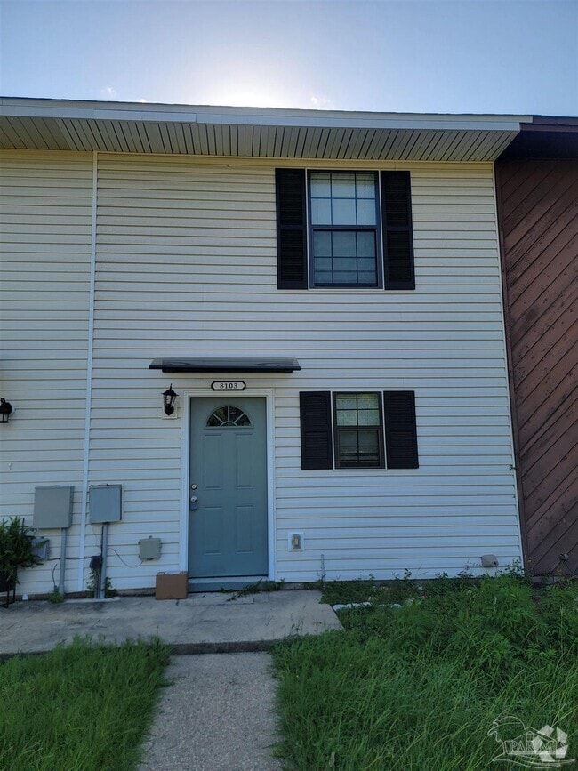 Building Photo - 8103 Stonebrook Dr