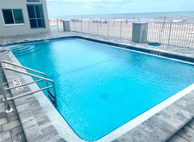 Foto del edificio - 26000 Hickory Blvd