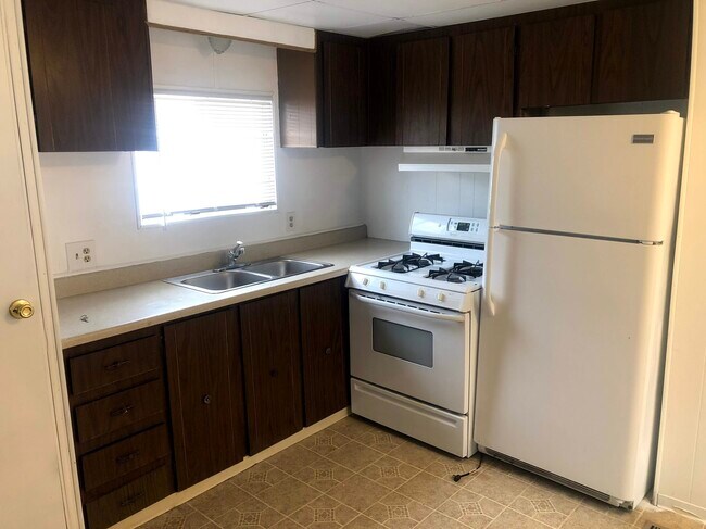 Foto del edificio - 421 N 200 W St