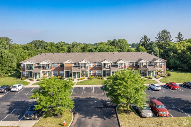 Building Photo - Golf Pointe