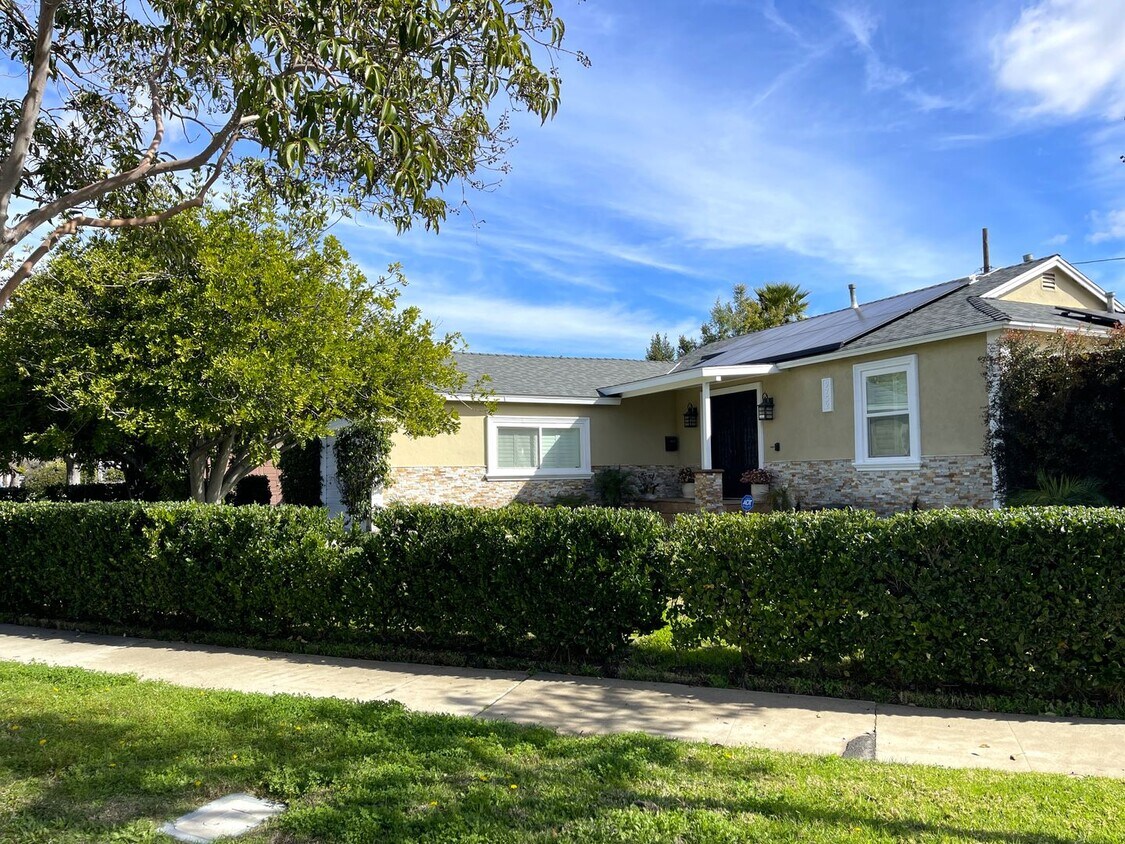 Foto principal - New Price!: Luxurious Retreat: Stylish 3 B...