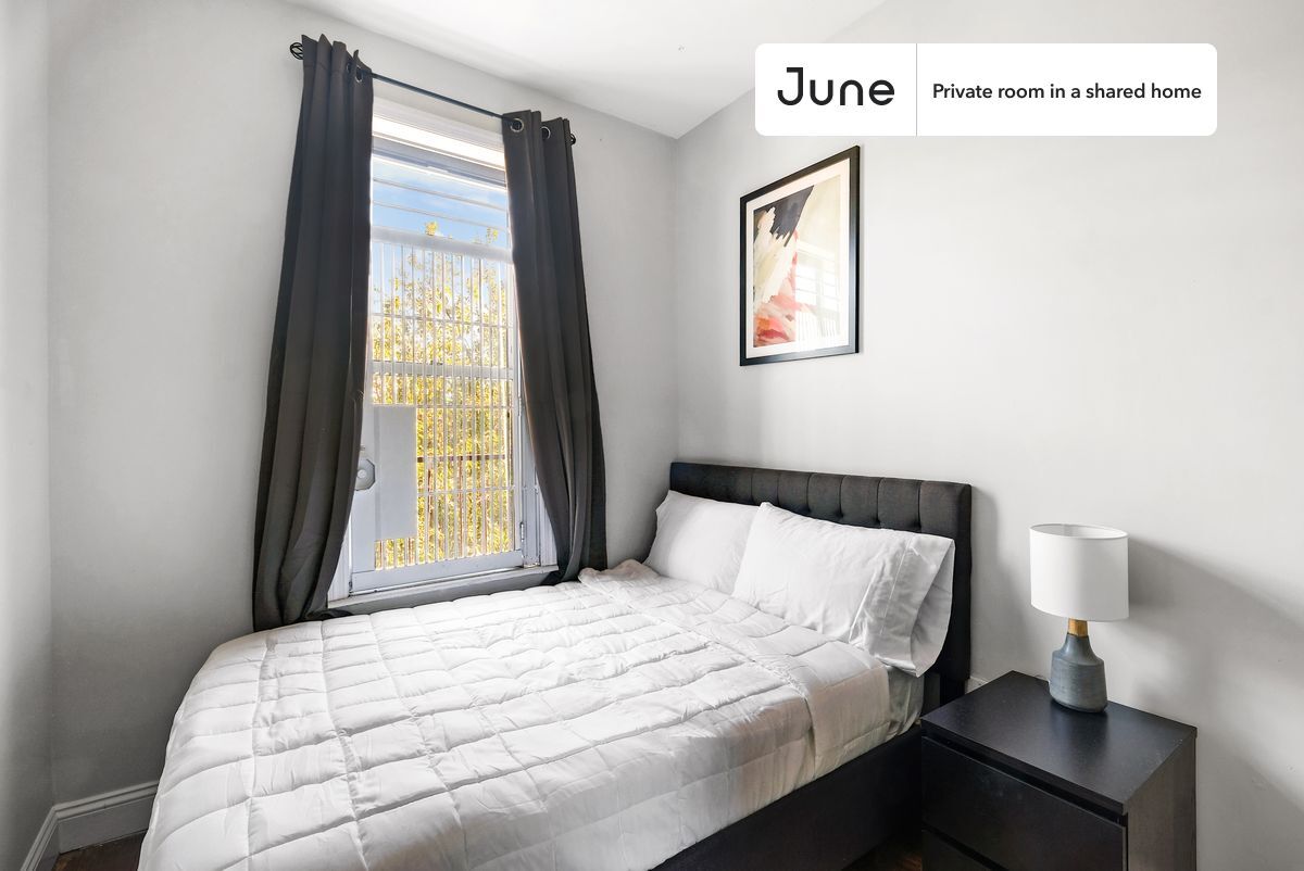 Private bedroom in 4 bed/1 bath Home - Private bedroom in 4 bed/1 bath Home