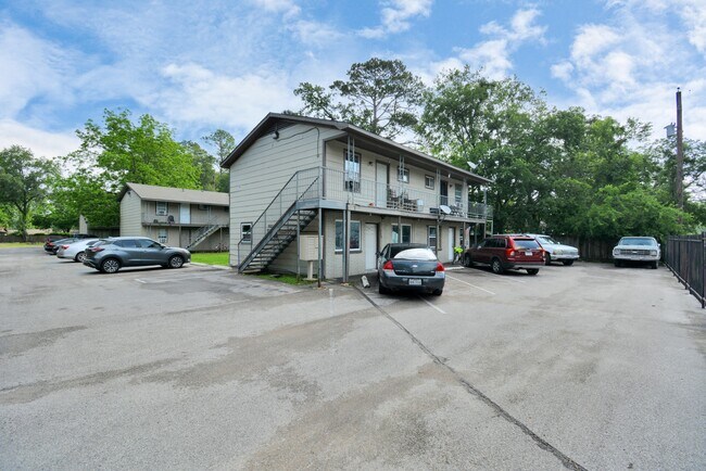 Foto del edificio - 9211 N Green River Dr