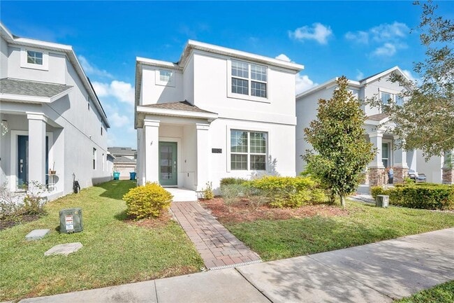 Building Photo - 11839 Charades St
