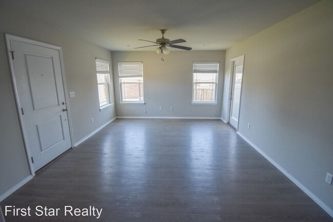 Building Photo - 3 br, 2 bath House - 818 Hindman Drive #1