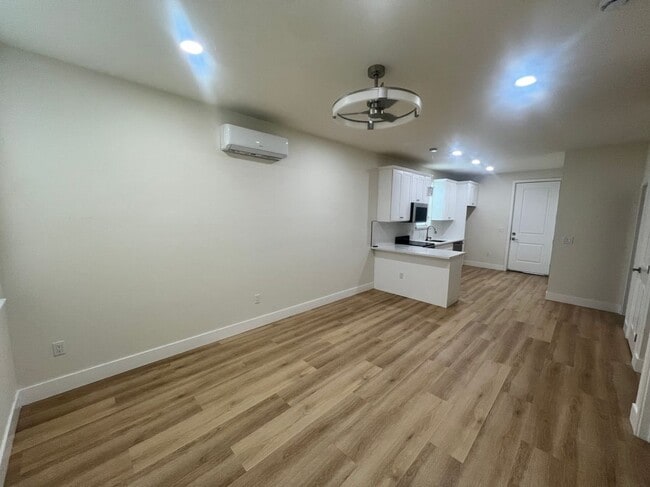 Foto del edificio - 119 Pereira Ave