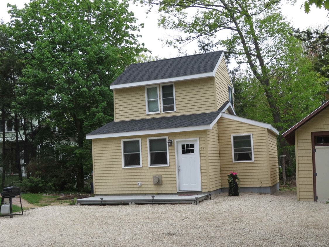 Primary Photo - 68 Berwick Rd