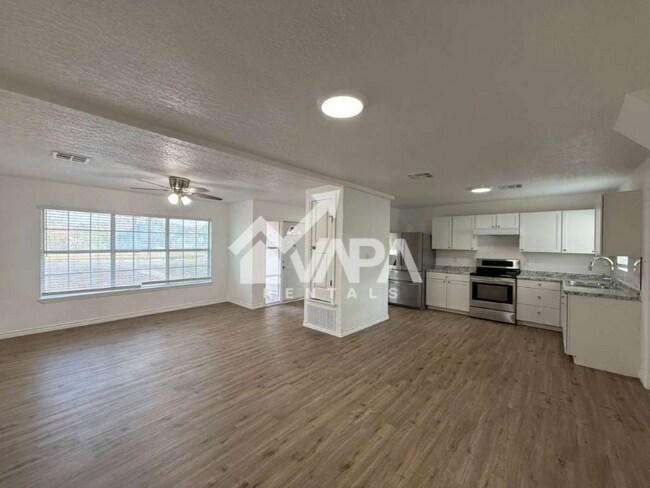 Foto del edificio - 2902 Woodcliffe St