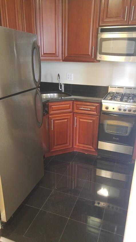 Primary Photo - 150 W 47th St