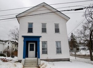 Building Photo - 17 Hanover St