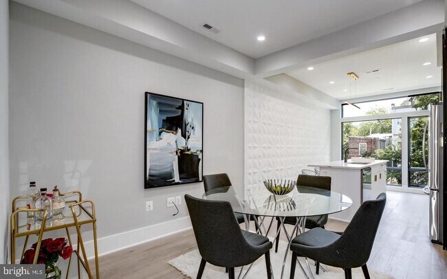 Foto del edificio - 1615 6th St NW