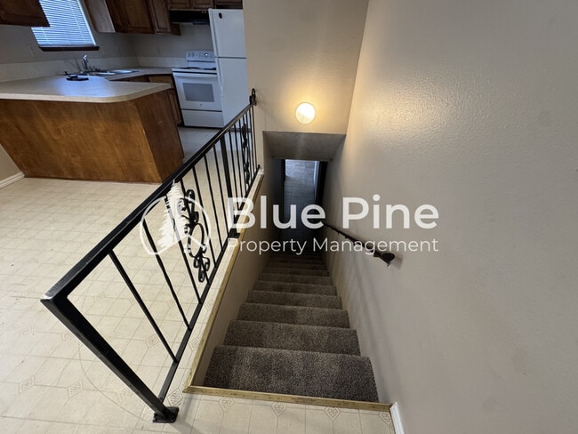 Building Photo - 2298 Horizon Dr