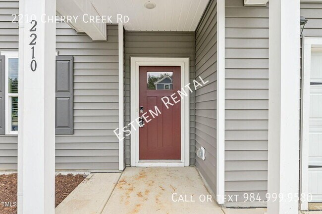Foto del edificio - 2210 Cherry Crk Rd