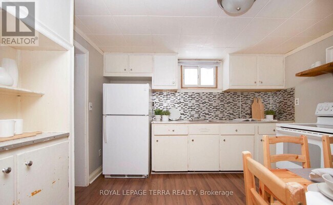 Photo du bâtiment - 779 Whitman Crescent