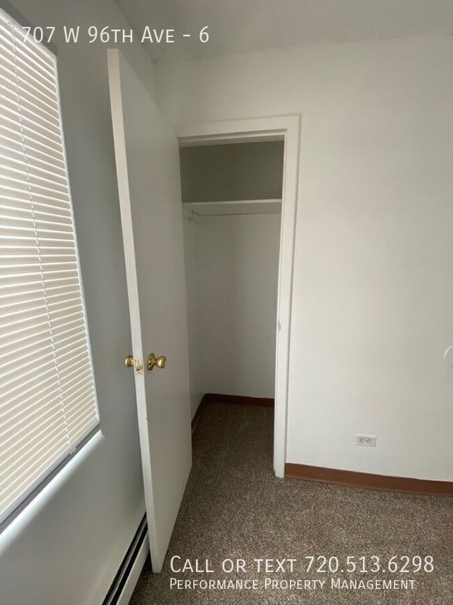 Building Photo - 707 W 96th Ave