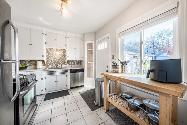 Foto del edificio - 4249 18th Ave S