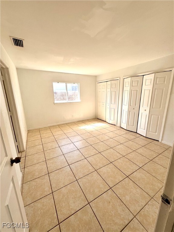 Foto del edificio - 1527 Gilbert Ave S