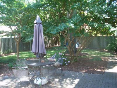 Building Photo - 464 Elizabeth Lake Dr