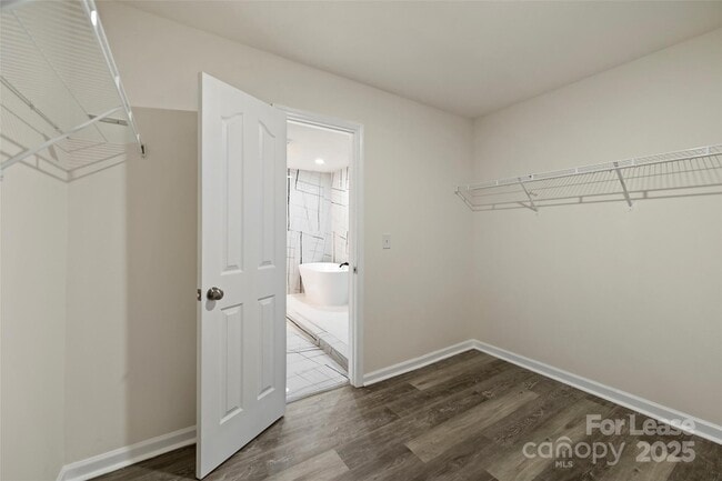 Building Photo - 11824 Paver Ln