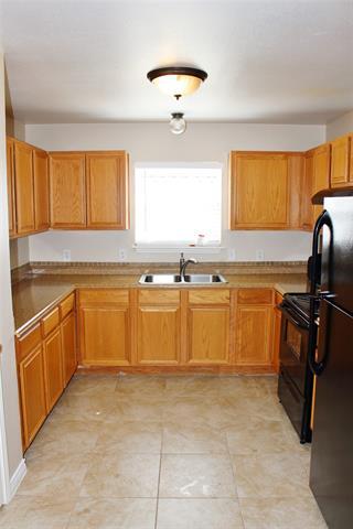 Foto del edificio - 3522 Pinebrook Dr
