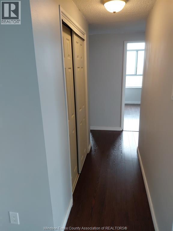 Photo du bâtiment - 2550 Pharmacy Ave