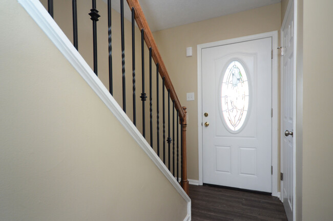 Building Photo - 121 Westfield Dr