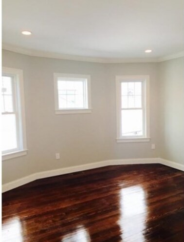Building Photo - 45 Beech Glen St