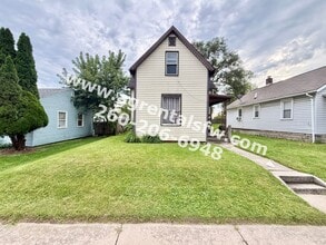 Building Photo - 2828 Raymond St