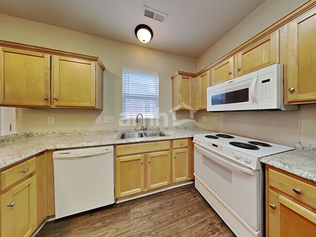 Foto del edificio - 8318 Townley Rd