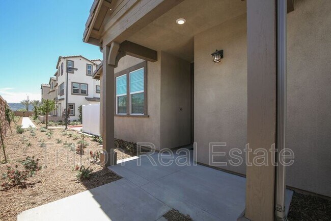 Building Photo - 28121 Ashtree St