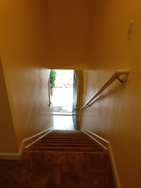 Foto del edificio - 7066 Ravenwood Ln