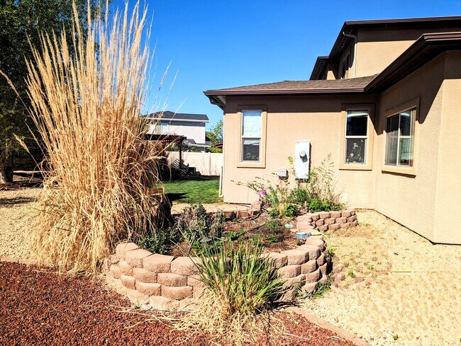 Foto del edificio - 2979 Fairway View Dr