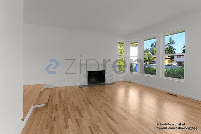 Foto del edificio - 12219 SE 64th Pl