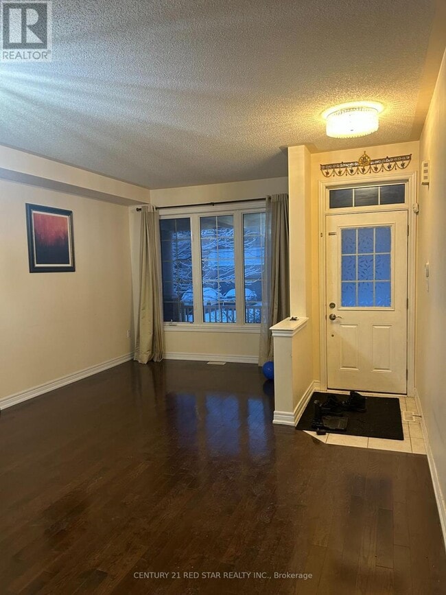 Building Photo - 55 Chesterwood Cres