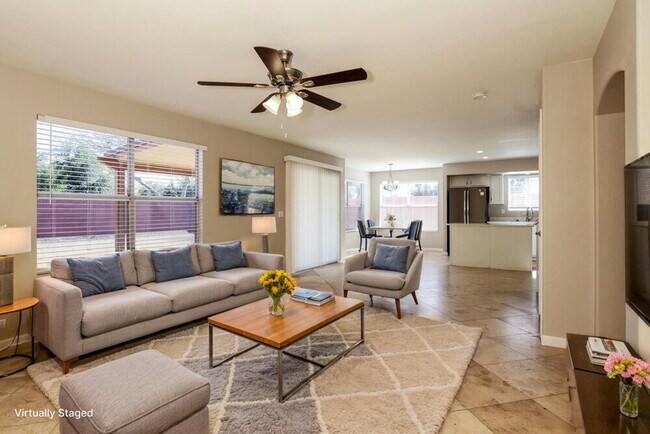 Foto del edificio - 2401 N 125th Dr