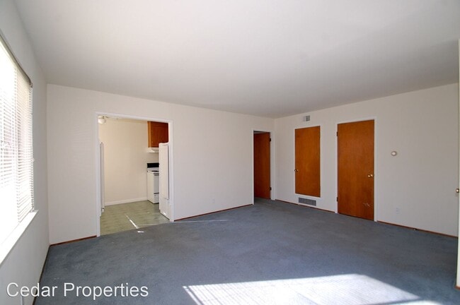 Building Photo - 2910 Fulton St