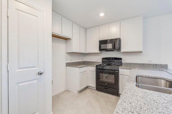 Building Photo - 3605 Flicker Ln