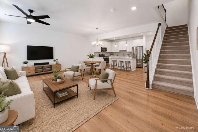 Foto del edificio - 1643 Winpost Ln NW