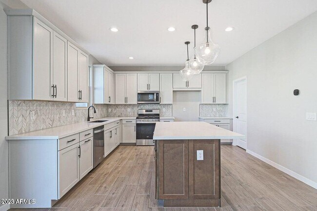 Foto del edificio - 10988 Pierce St