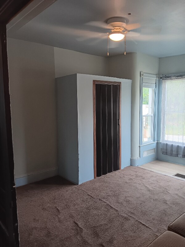 Foto del edificio - 126 Putnam St SW