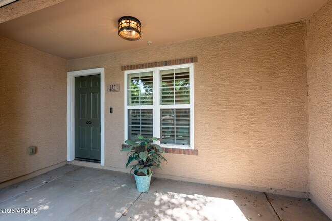 Building Photo - 2670 S Voyager Dr