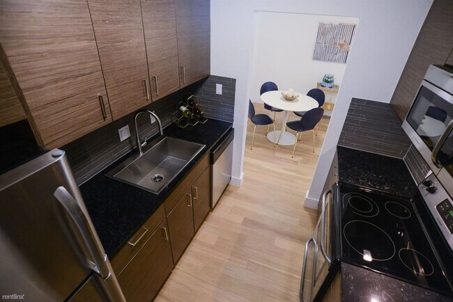 Foto del edificio - 1401 S Pleasant Valley Rd